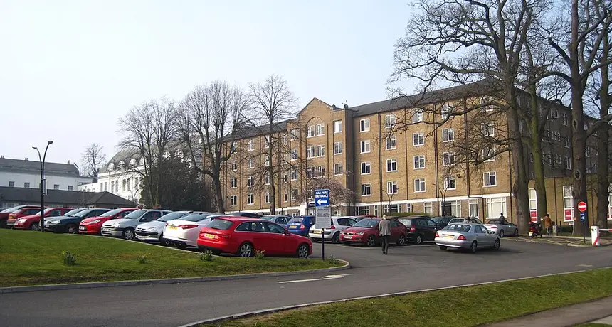 Roehampton Lane, University of Roehampton