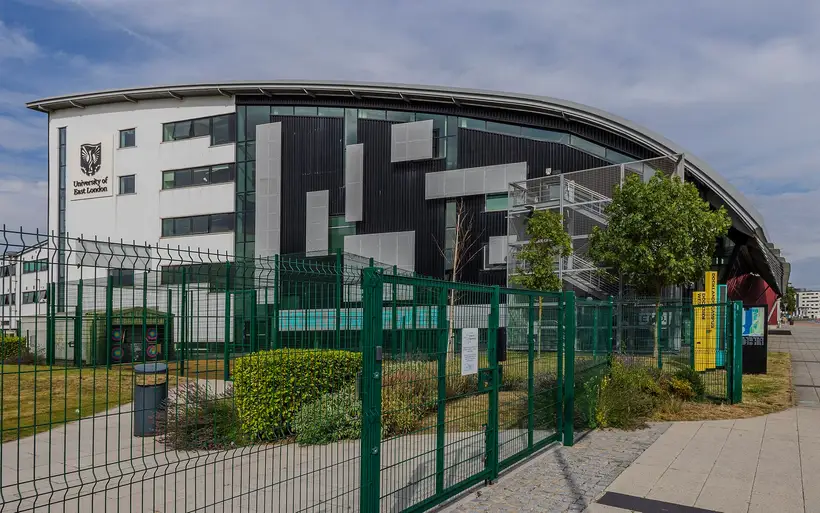 UEL Docklands Library - 1